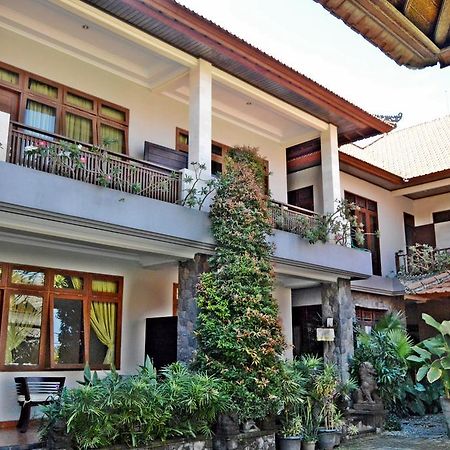 Yulia 2 Homestay Sanur Luaran gambar