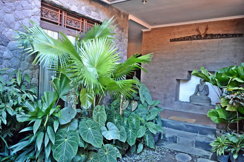 Yulia 2 Homestay Sanur Luaran gambar