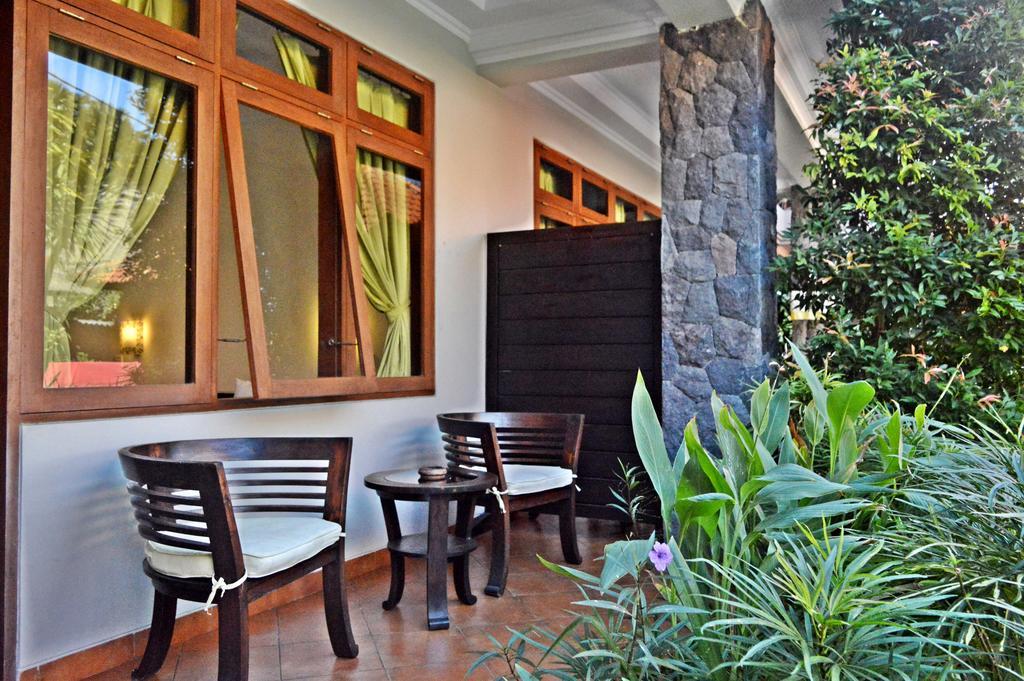 Yulia 2 Homestay Sanur Luaran gambar